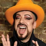 Boy George mundur dari musikal Jesus Christ Superstar setelah lagu pro-Israel yang dibuat dengan AI memicu kontroversi di media sosial.