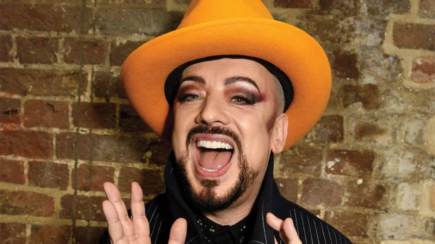 Boy George mundur dari musikal Jesus Christ Superstar setelah lagu pro-Israel yang dibuat dengan AI memicu kontroversi di media sosial.
