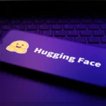 Serangan AI OpenAI ke Hugging Face memicu kekhawatiran baru. Namun pakar menilai masalah utamanya bukan pada AI, melainkan sistem keamanan yang terlambat merespons.