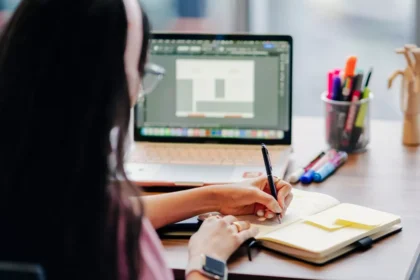 Foto Ilustrasi Memilih Model Bisnis yang Tepat