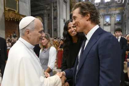 Matthew McConaughey bertemu Paus Leo XIV