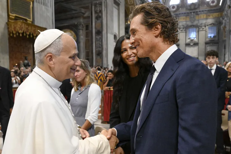 Matthew McConaughey bertemu Paus Leo XIV