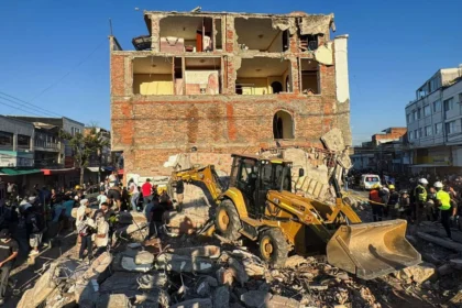 gempa M7,4 Kolombia dampak mematikan